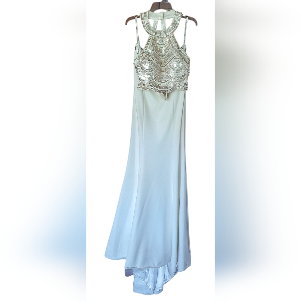 GIGI 2 Piece Le Femme Ivory With Rose Gold Sequins Prom Dress Womens Size 4 - Picture 8 of 16